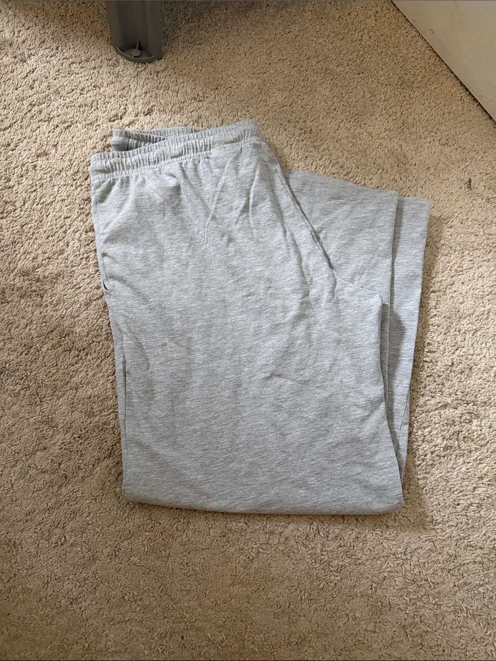 H&M Women’s Low Rise Wide Leg Gray Sweatpants - Classic Comfort